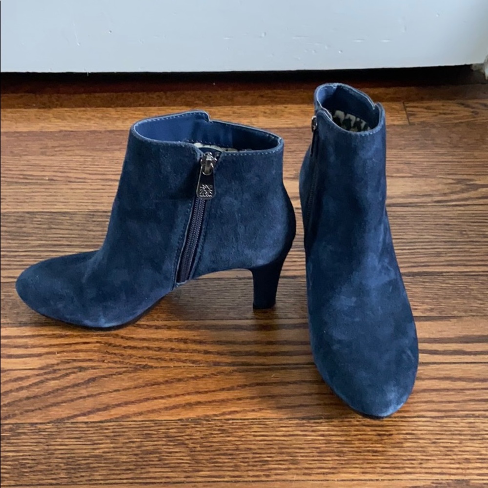 GREAT CONDITION. Anne Klein, Suede, Ankle Boots
